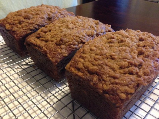 Banana Bread With Spiced Streusel Topping