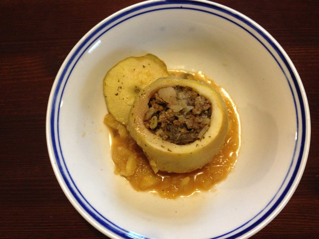 Persian stuffed apples