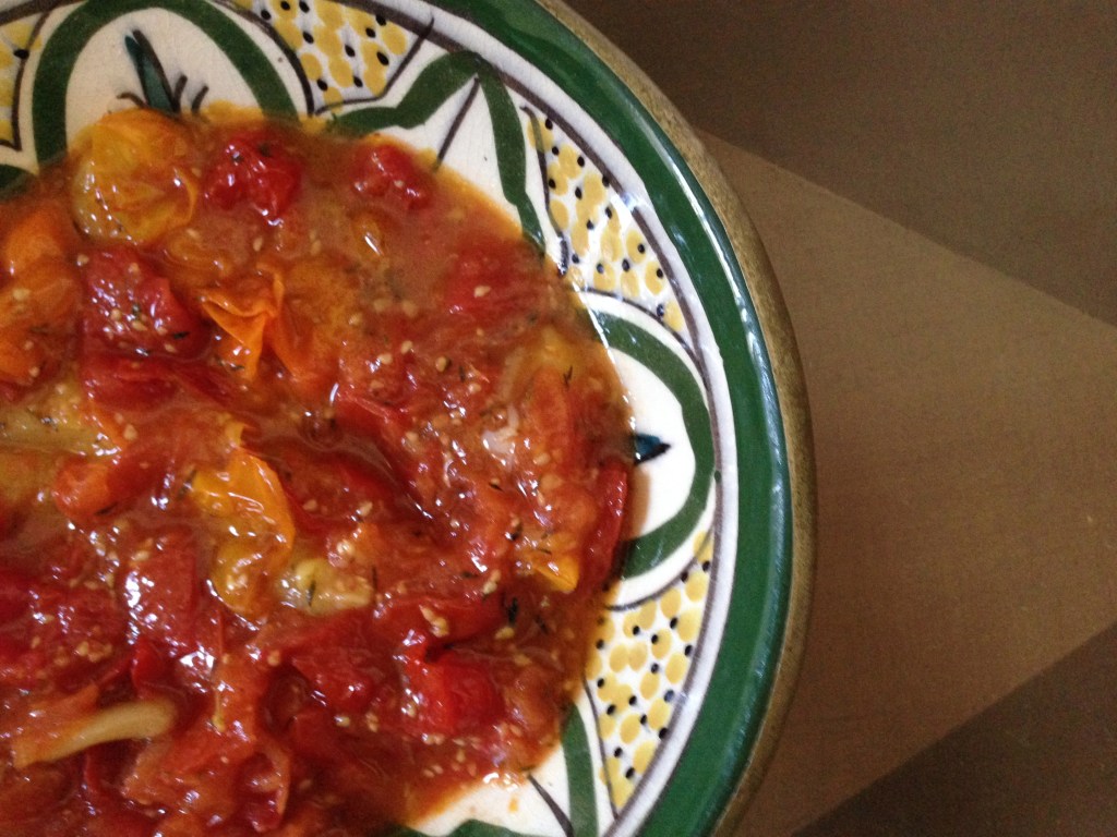 Sauce-fresh tomato, garlic,thyme and olive oil