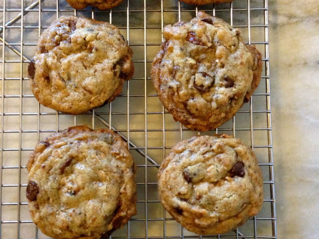 Chocolate Chip Granola Cookies